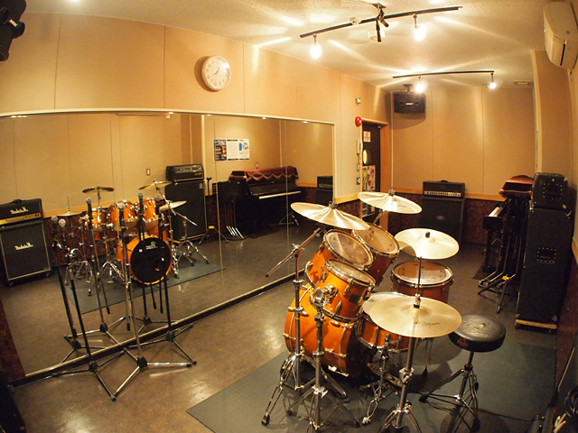 411 studio